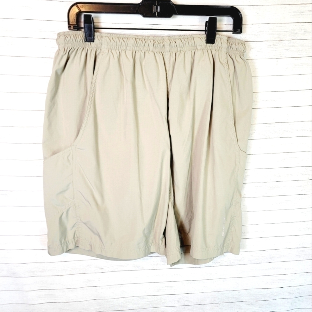 PATAGONIA HYBRID BOARD SHORTS IN TAN, SZ LARGE